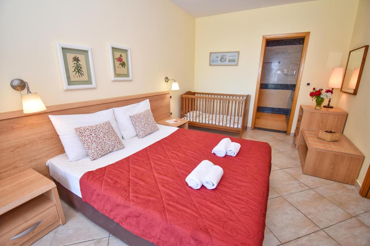 Corfu Resorts Apartments Pelekas Luaran gambar