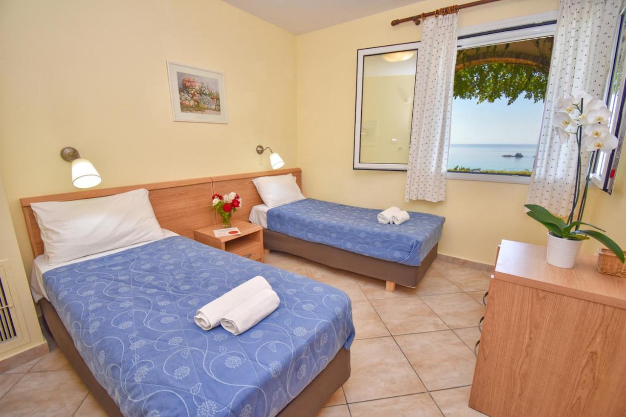 Corfu Resorts Apartments Pelekas Luaran gambar