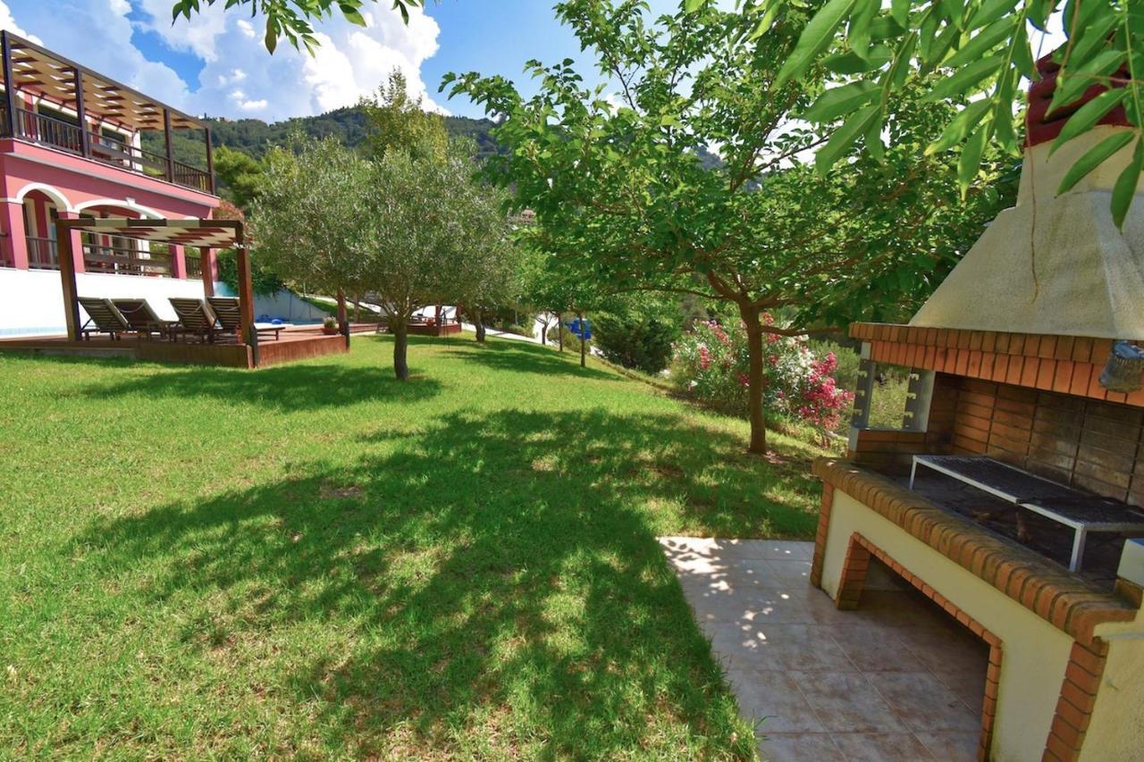 Corfu Resorts Apartments Pelekas Luaran gambar